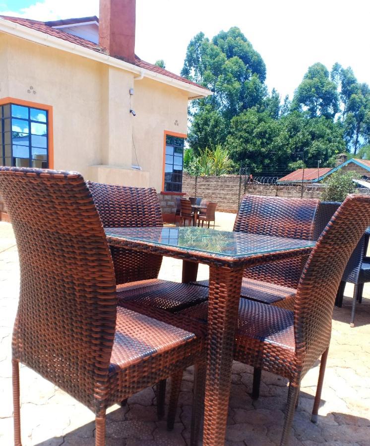 The Peak Meadows Hotel Nyeri Kültér fotó