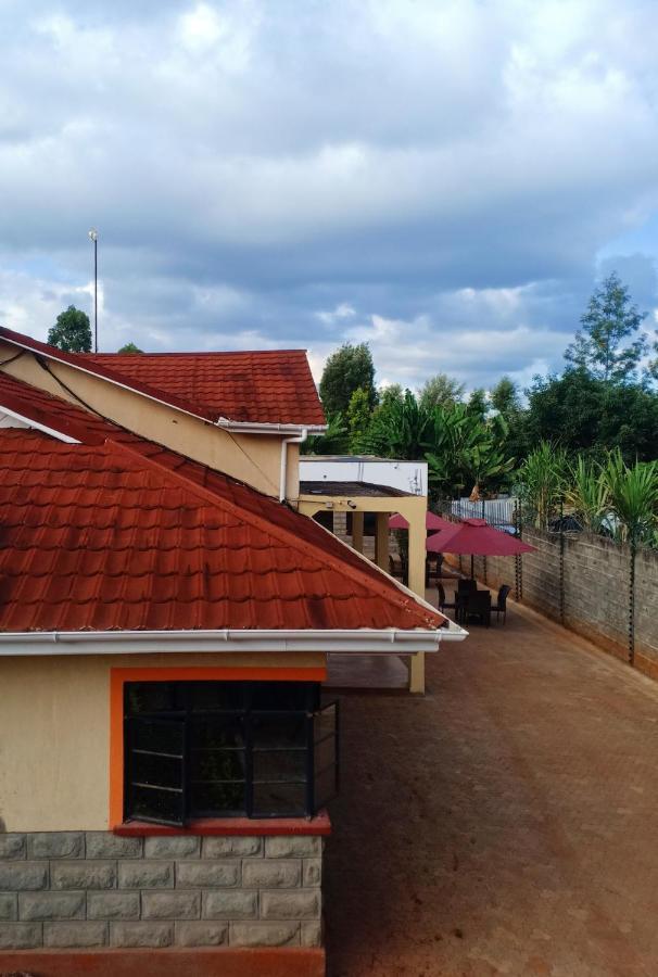 The Peak Meadows Hotel Nyeri Kültér fotó