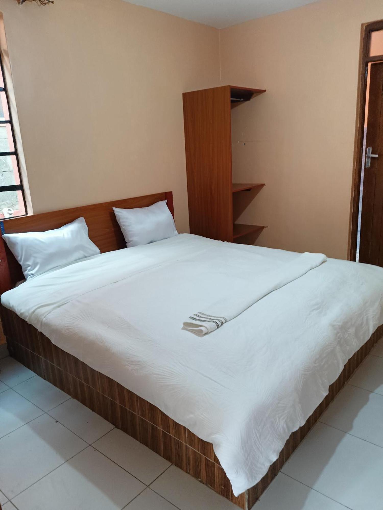 The Peak Meadows Hotel Nyeri Kültér fotó